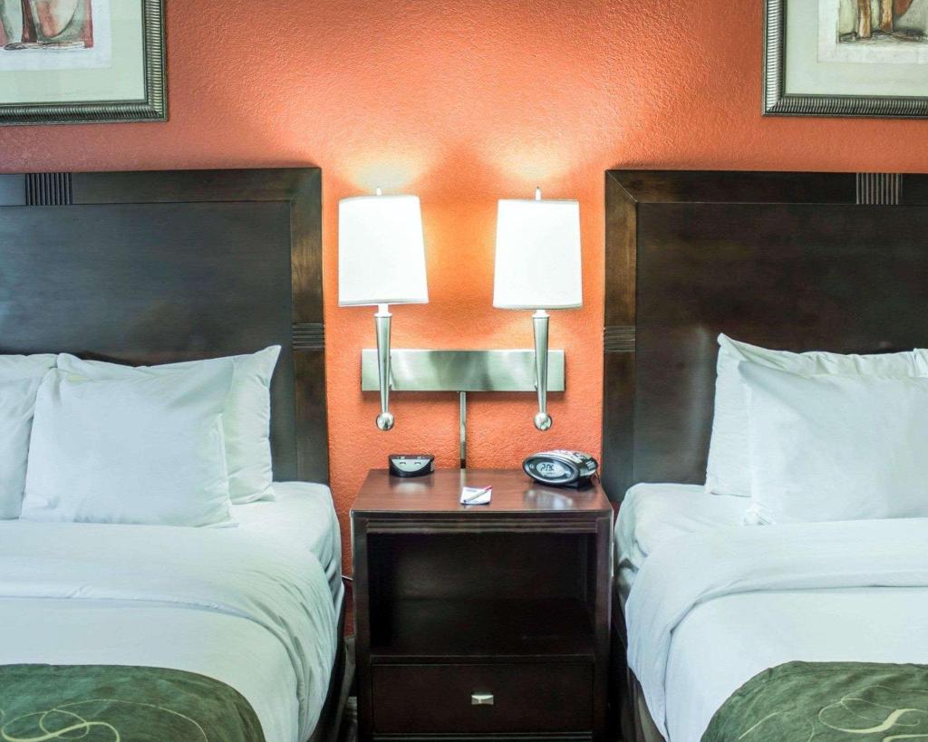 Comfort Suites Regency Park