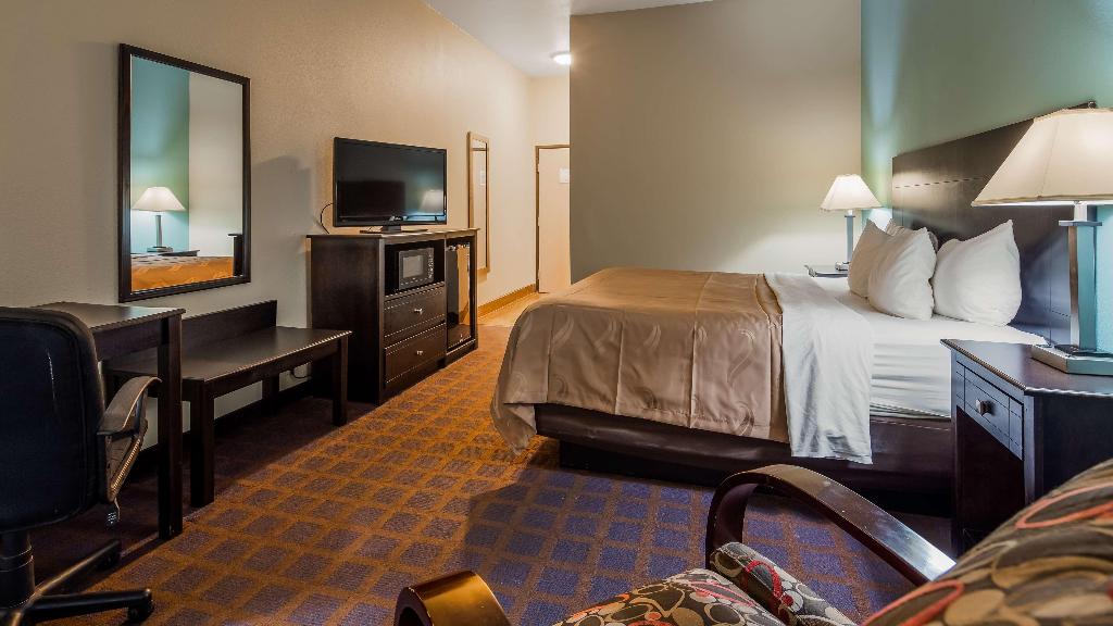 SureStay Plus Hotel by Best Western Blue Springs