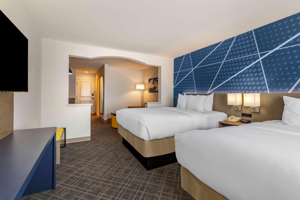 Comfort Inn & Suites East Greenbush - Albany