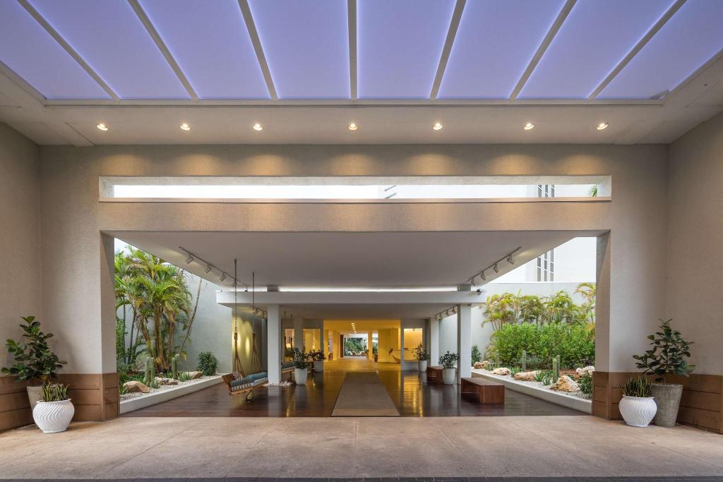 hotel-thumb