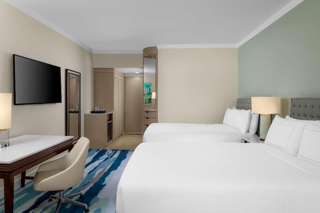 hotel-thumb