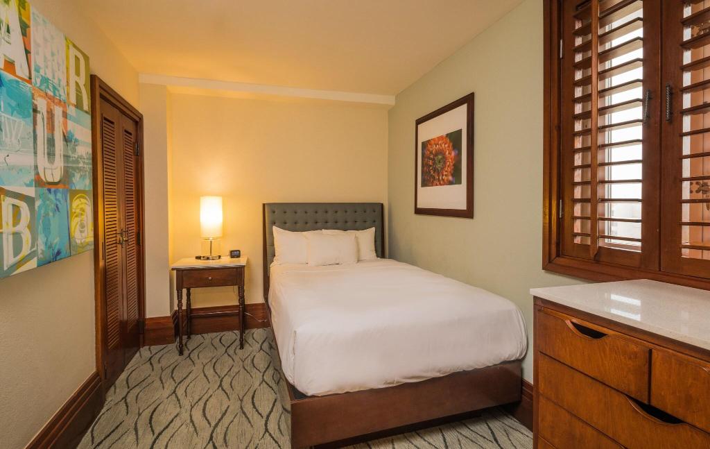 hotel-thumb