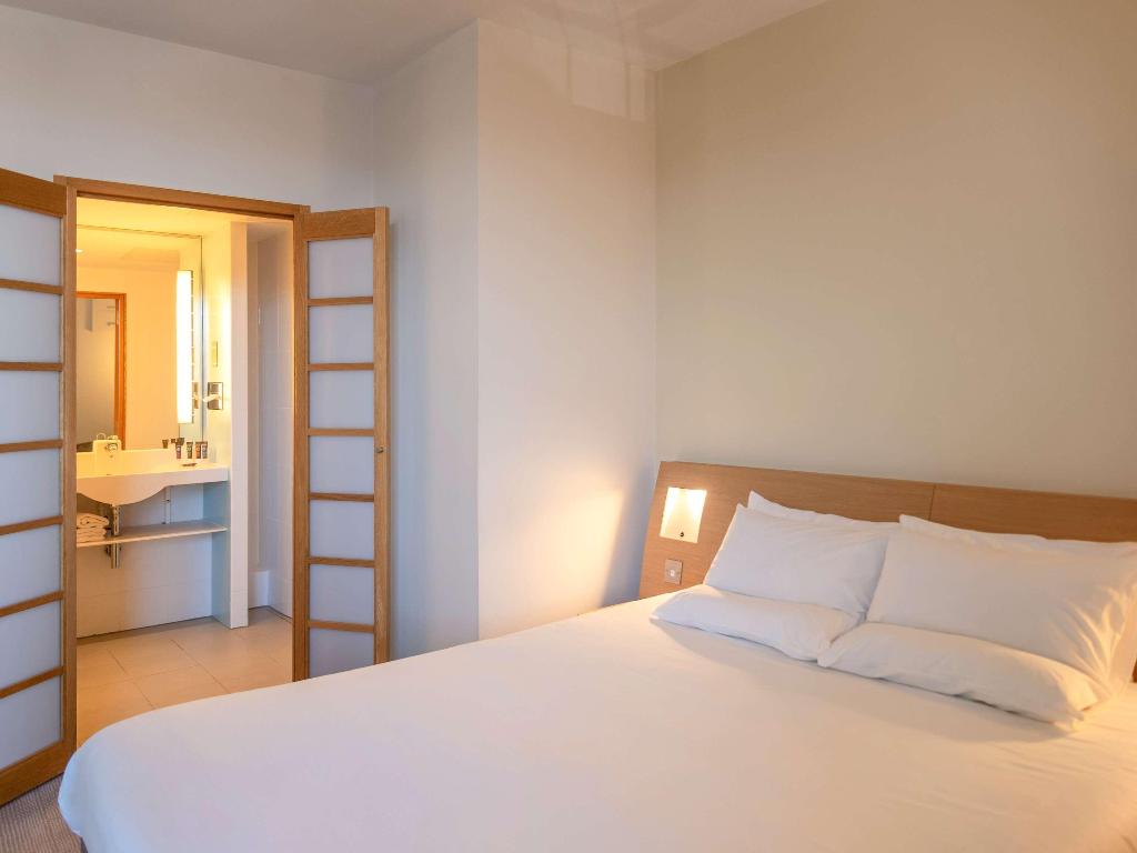 Novotel Cardiff Centre