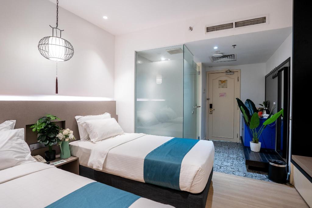 Floresta Hotel Chinatown