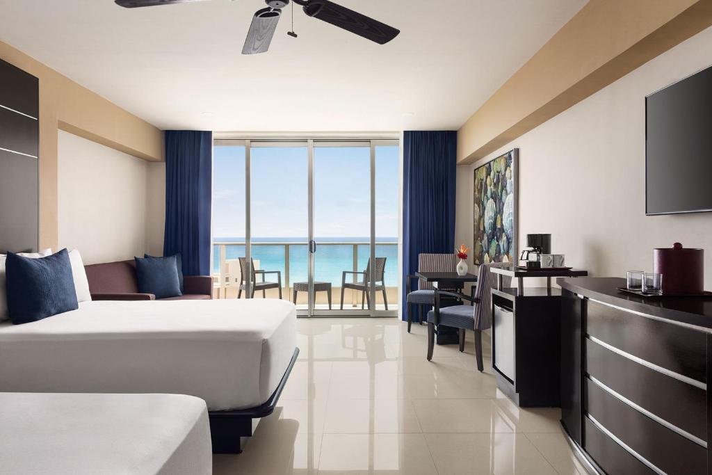 Seadust Cancun Family Resort photo 16