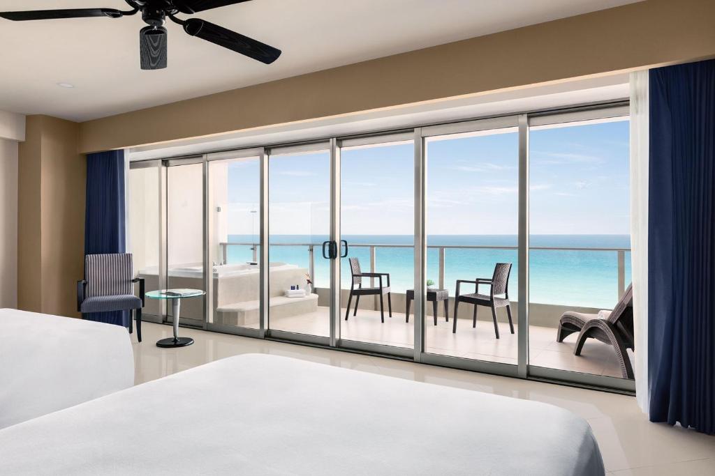 Seadust Cancun Family Resort photo 175
