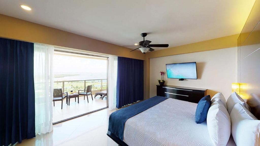 Seadust Cancun Family Resort photo 29