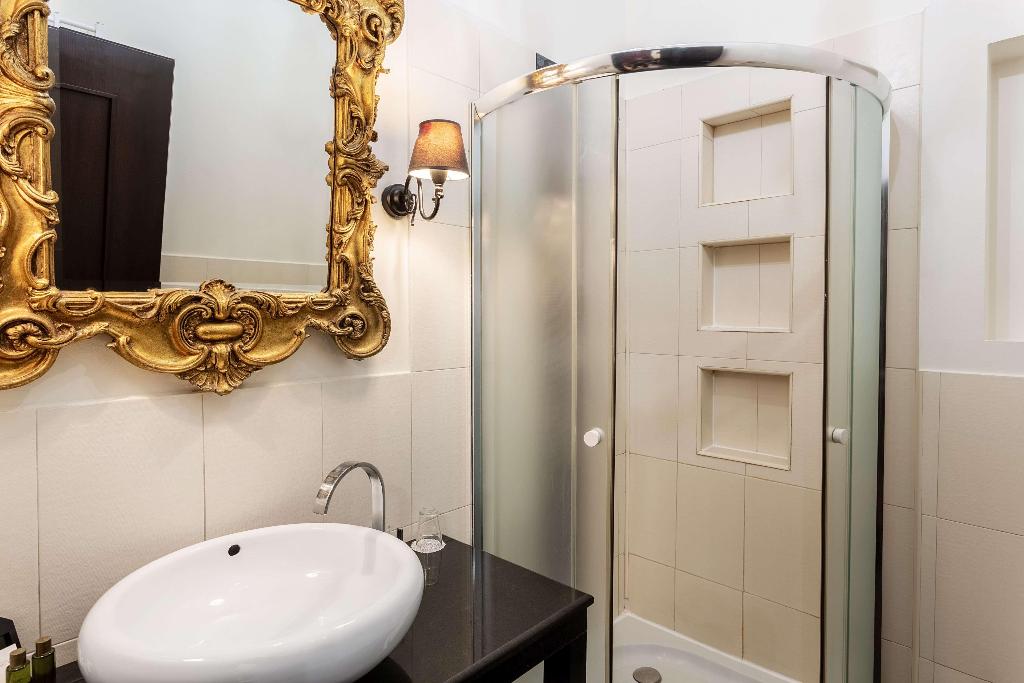 Moxa Bucharest Boutique Hotel