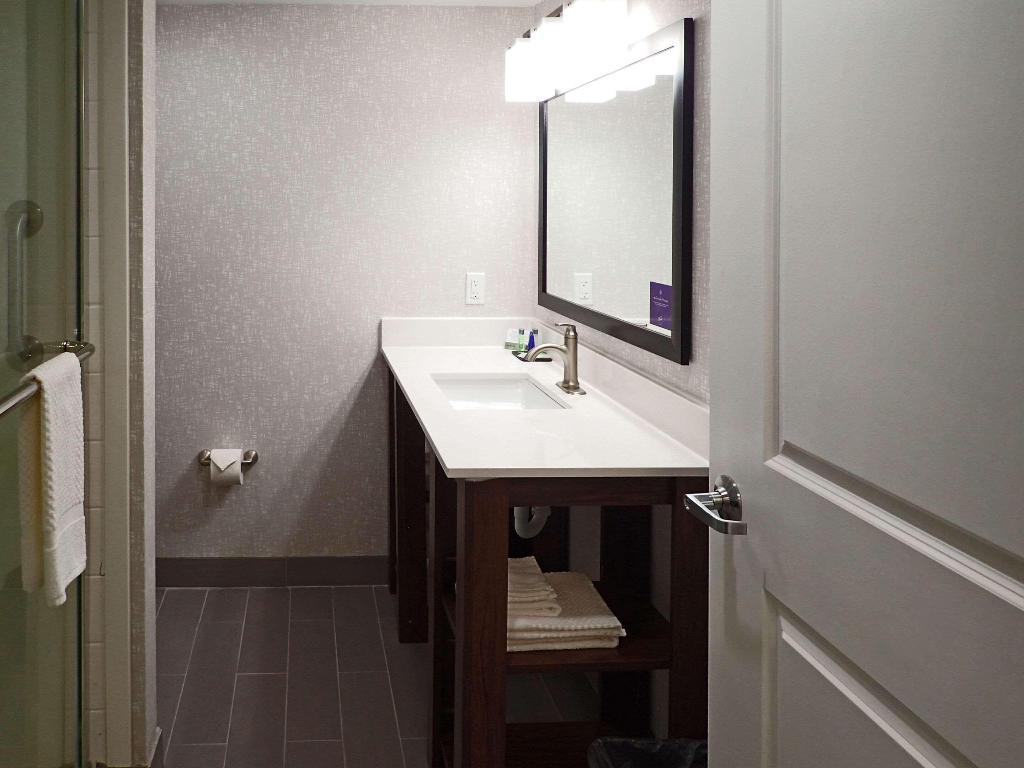 Sleep Inn & Suites California