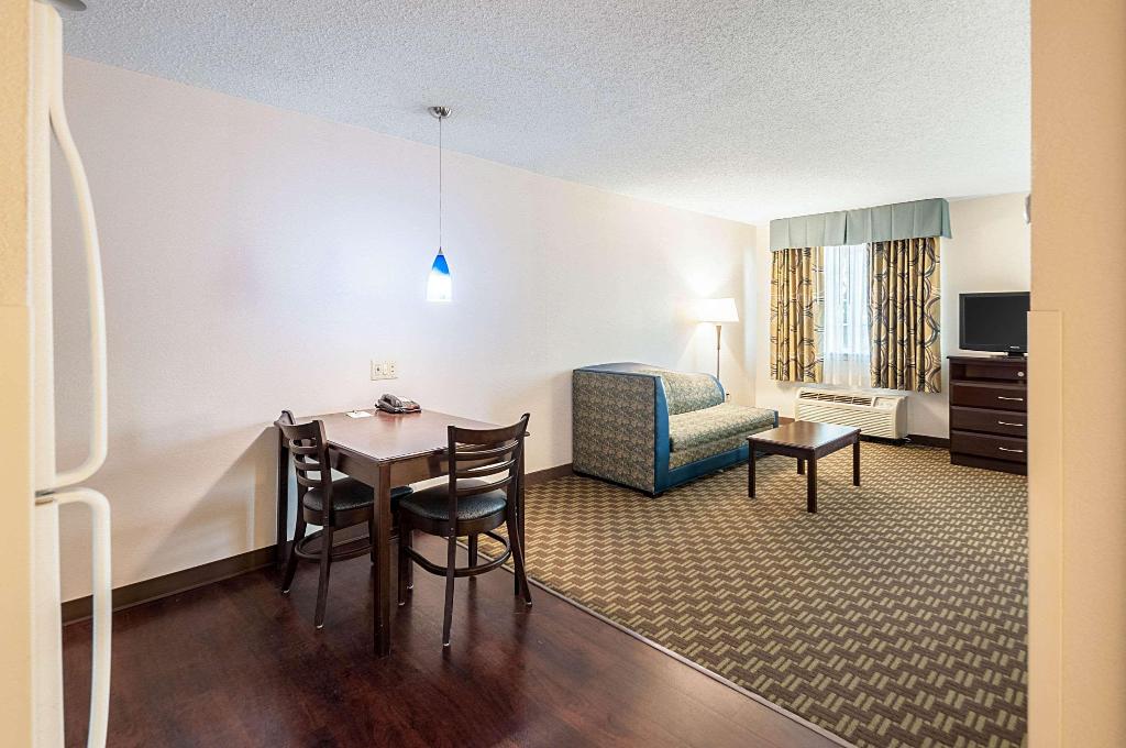 Candlewood Suites Frederick by IHG