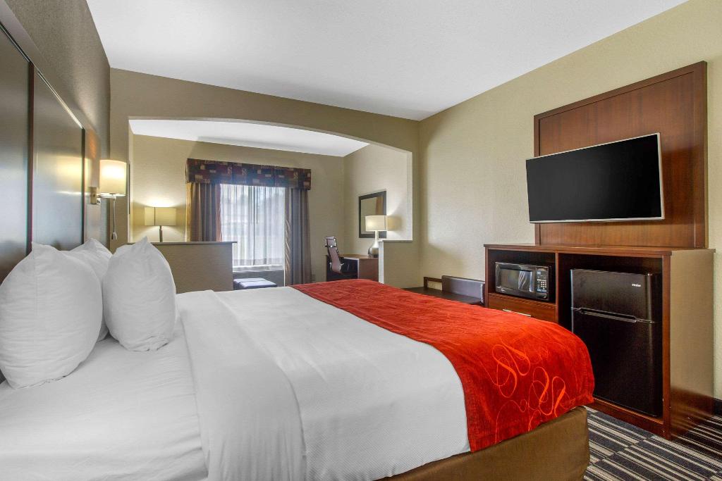 Comfort Suites (Danville)
