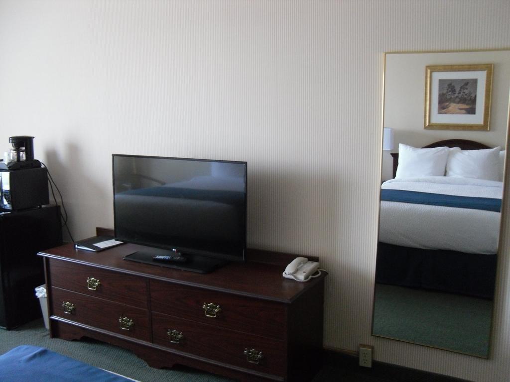 Quality Inn - Owen Sound