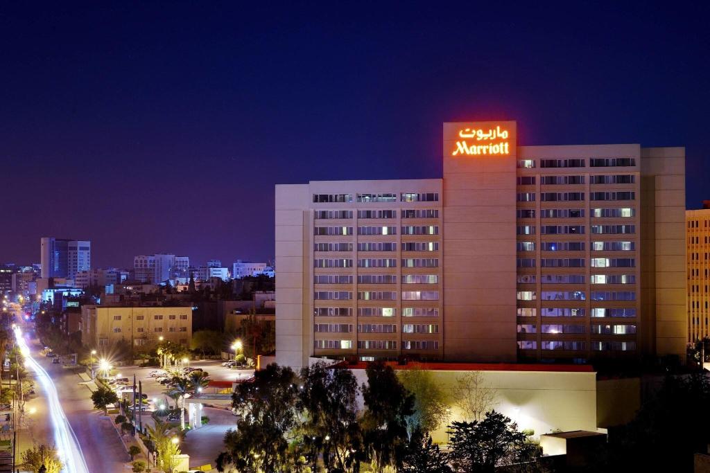 hotel-thumb