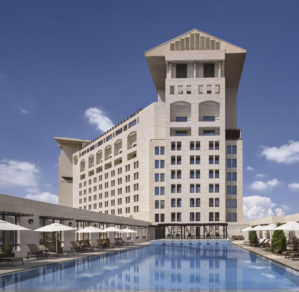 hotel-thumb