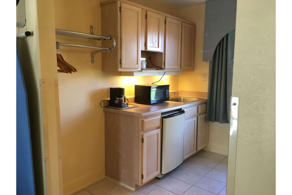 Econo Lodge HOGANSVILLE