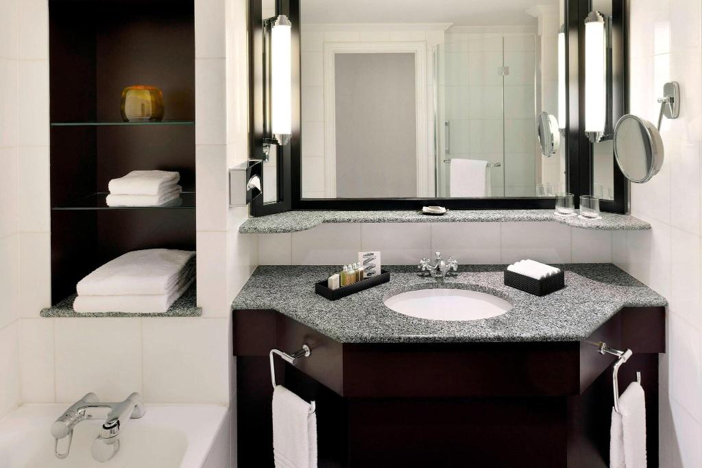 Imagem da galeria de Marriott Hotel Paris Champs-elysees