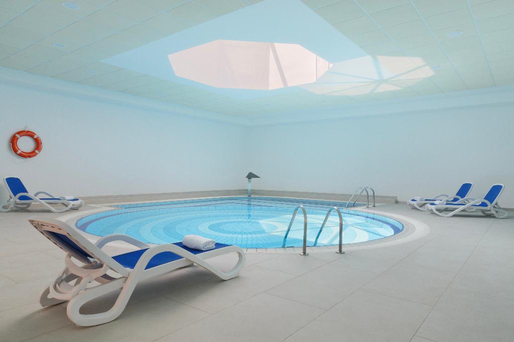 Hotel Bluesun Hotel Alga, Kroatien, Tucepi. Großes 50
