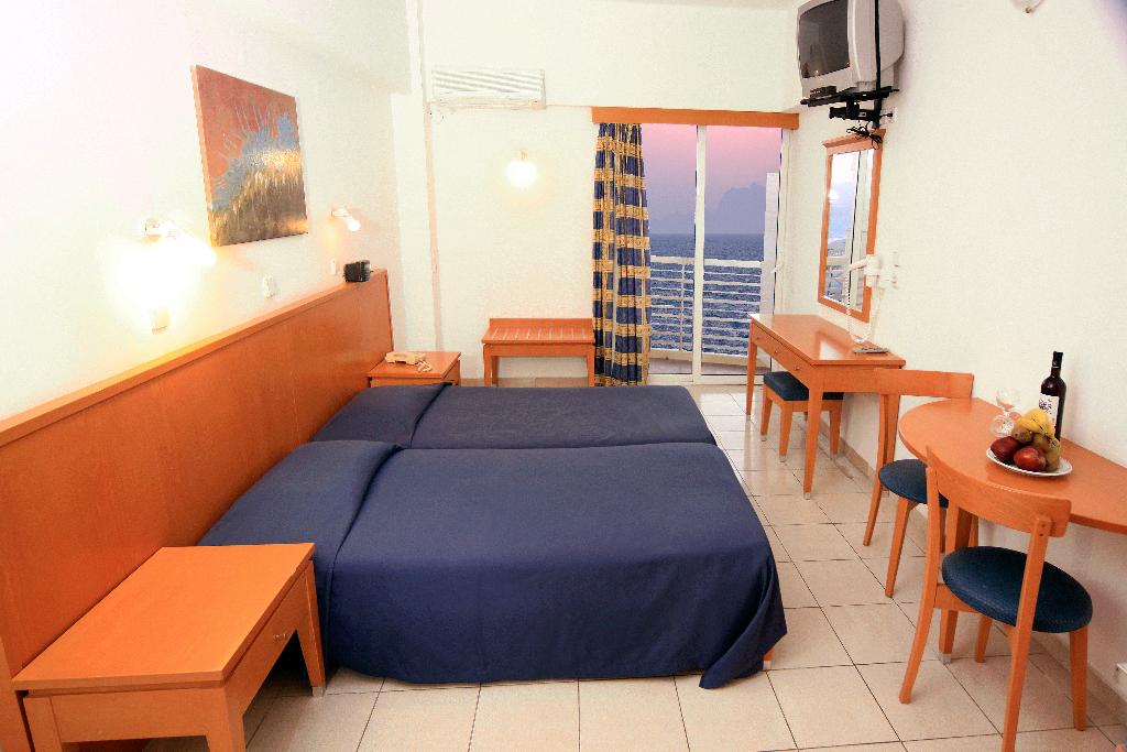 Europa Hotel rooms & Studios