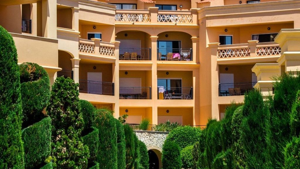 Gallery image of Baia Da Luz