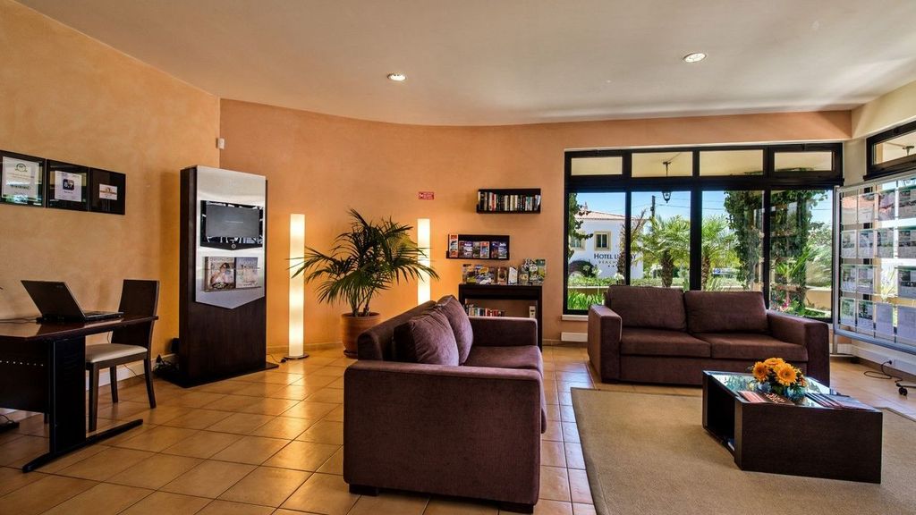 Gallery image of Baia Da Luz