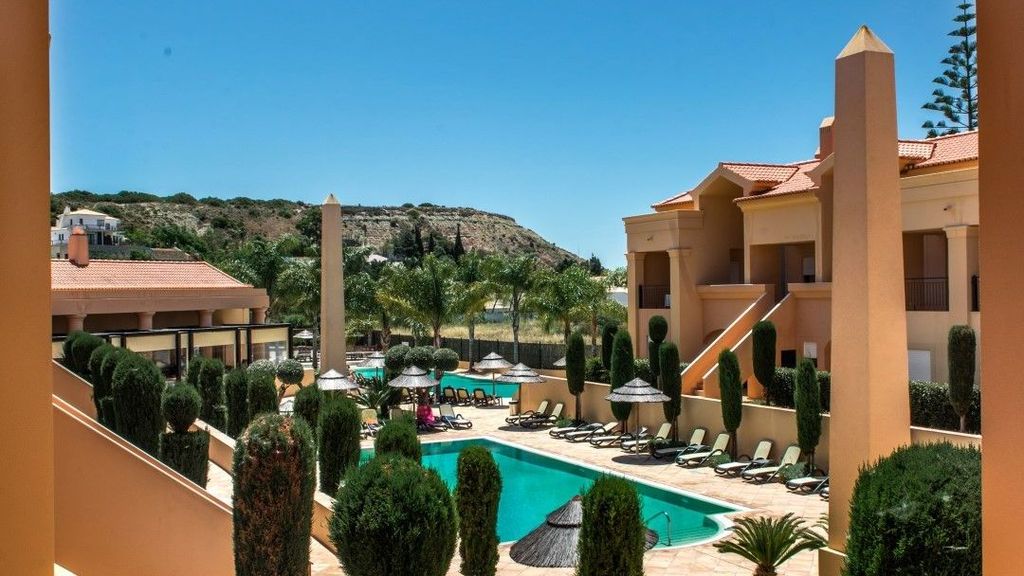 Gallery image of Baia Da Luz