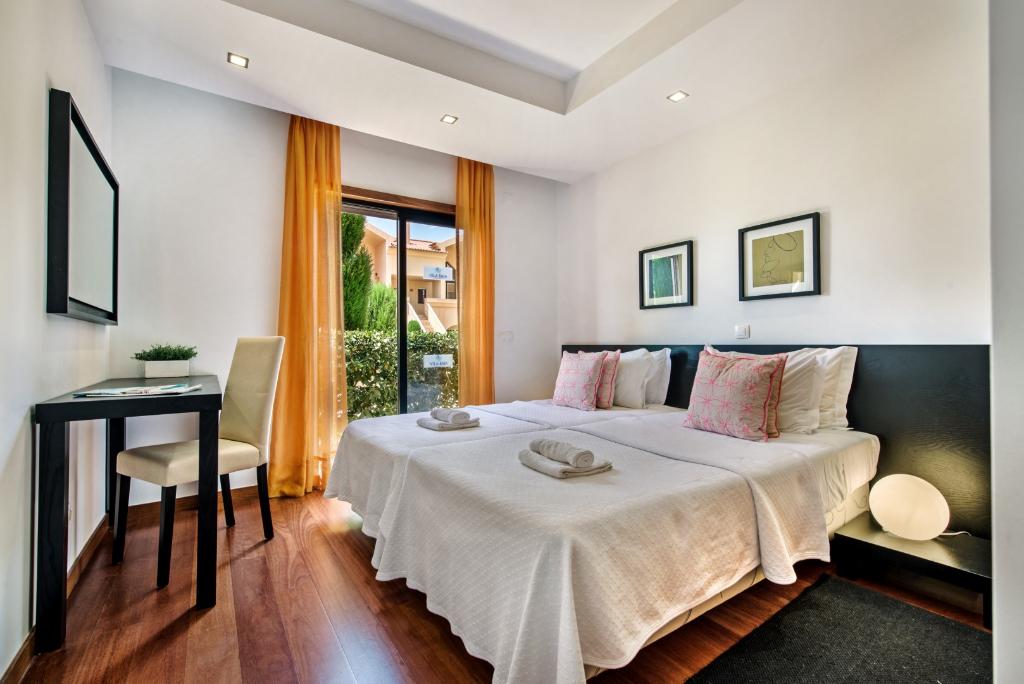 Gallery image of Baia Da Luz