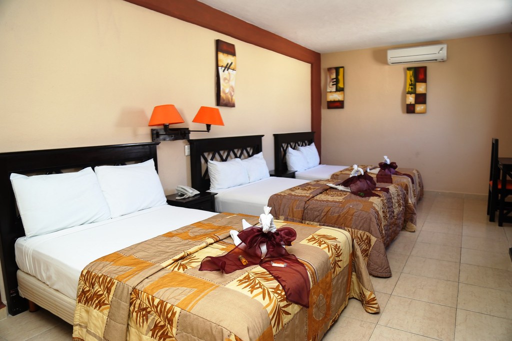 Hotel Unknown, Santiago