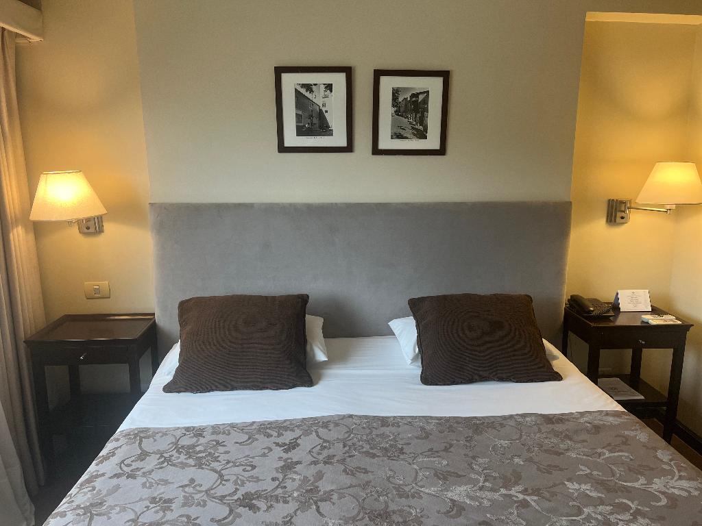 Kenton Palace Hotel