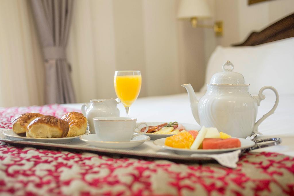 Claridge Hotel