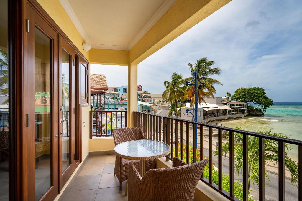 hotel-thumb