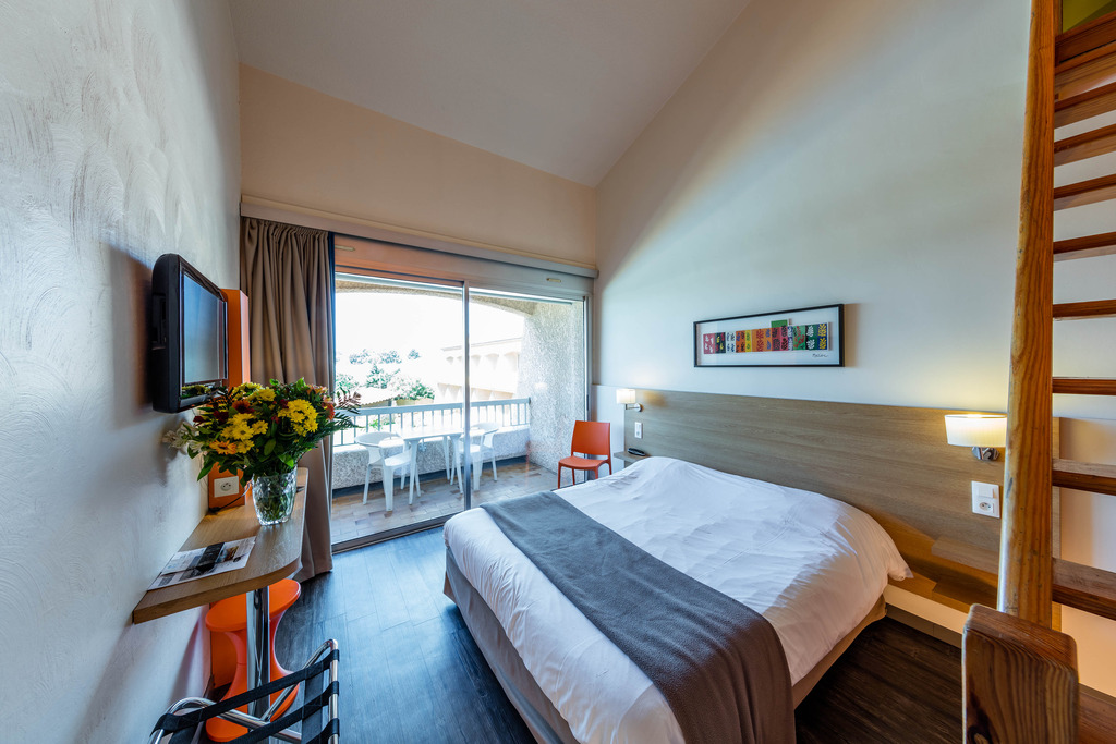Noemys Toulon La Valette Hotel & Piscine