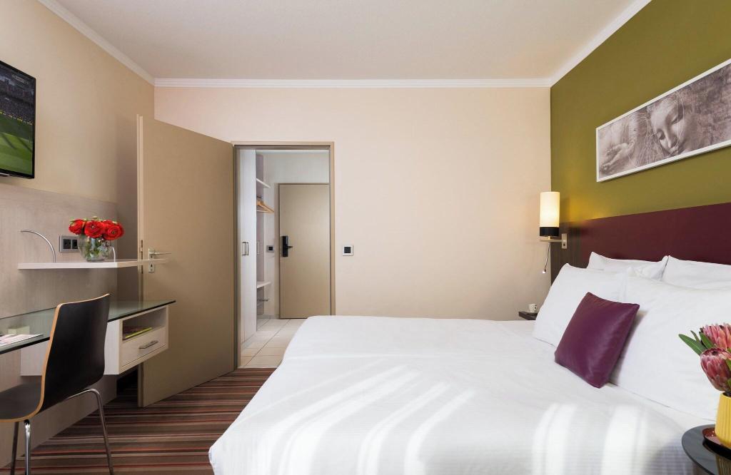 hotel-thumb