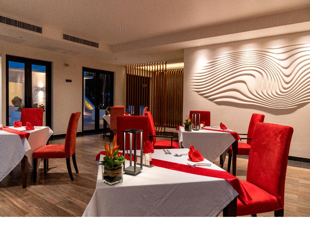 Hotel The Racha, Thailand, Rawai Beach. Großes 66