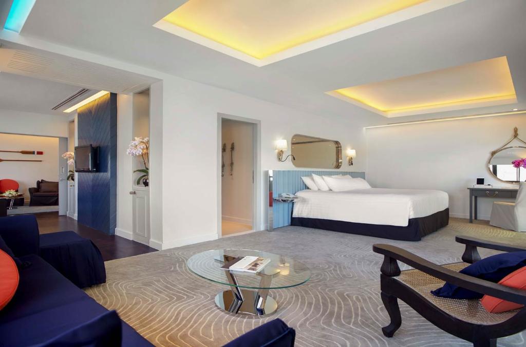 The Boathouse Phuket (SHA Plus)