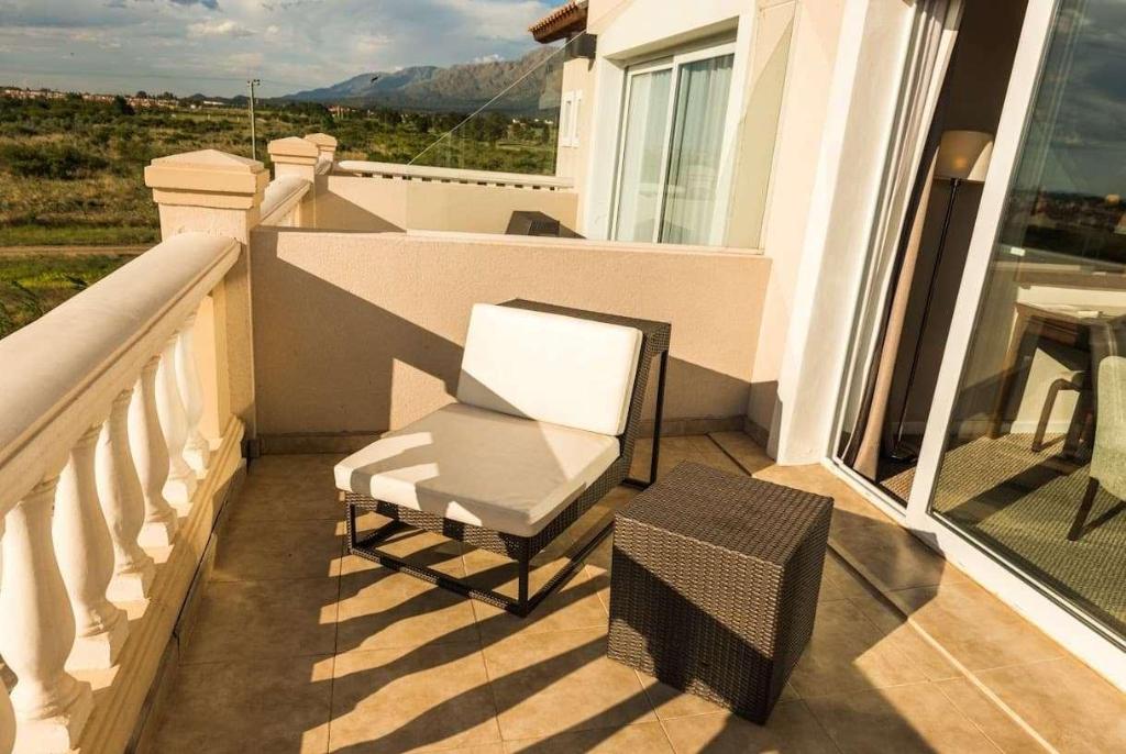Howard Johnson Hotel Resort Villa de Merlo