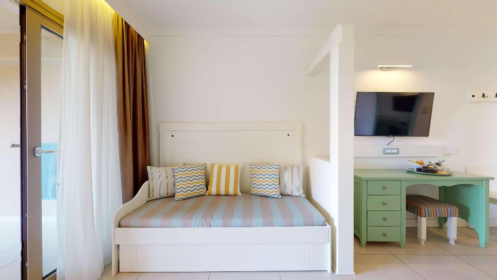 Acrotel Athena Pallas photo 22