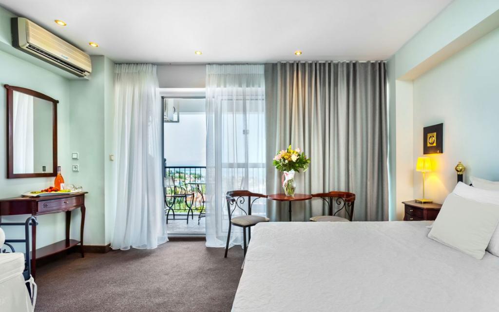Kriopigi Hotel