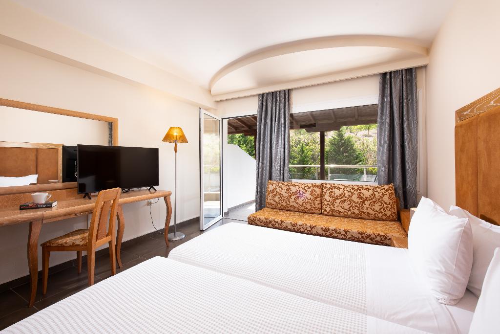 Alexandros Palace Hotel & Suites