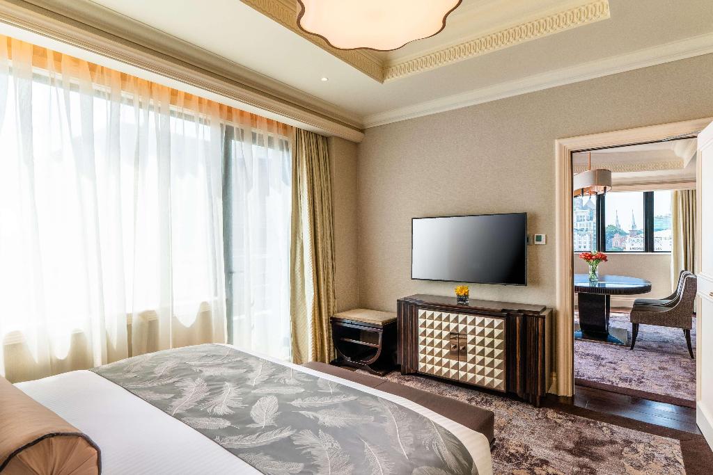 hotel-thumb