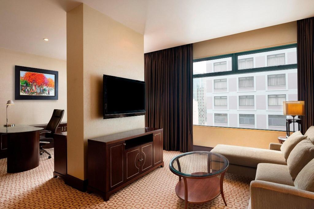 hotel-thumb