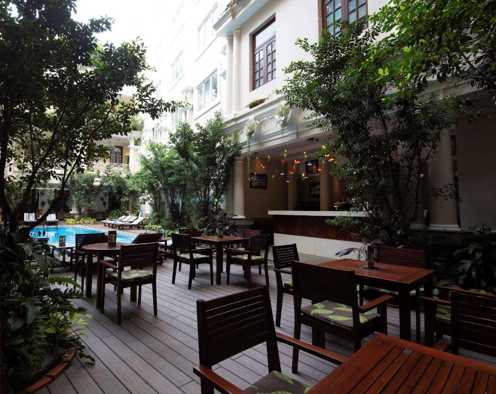 hotel-thumb