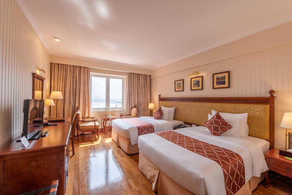 hotel-thumb