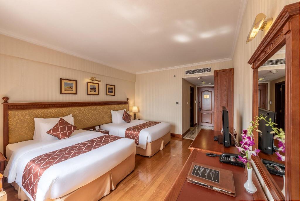 hotel-thumb