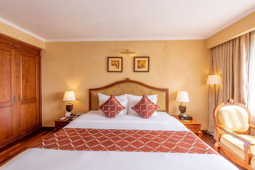 hotel-thumb