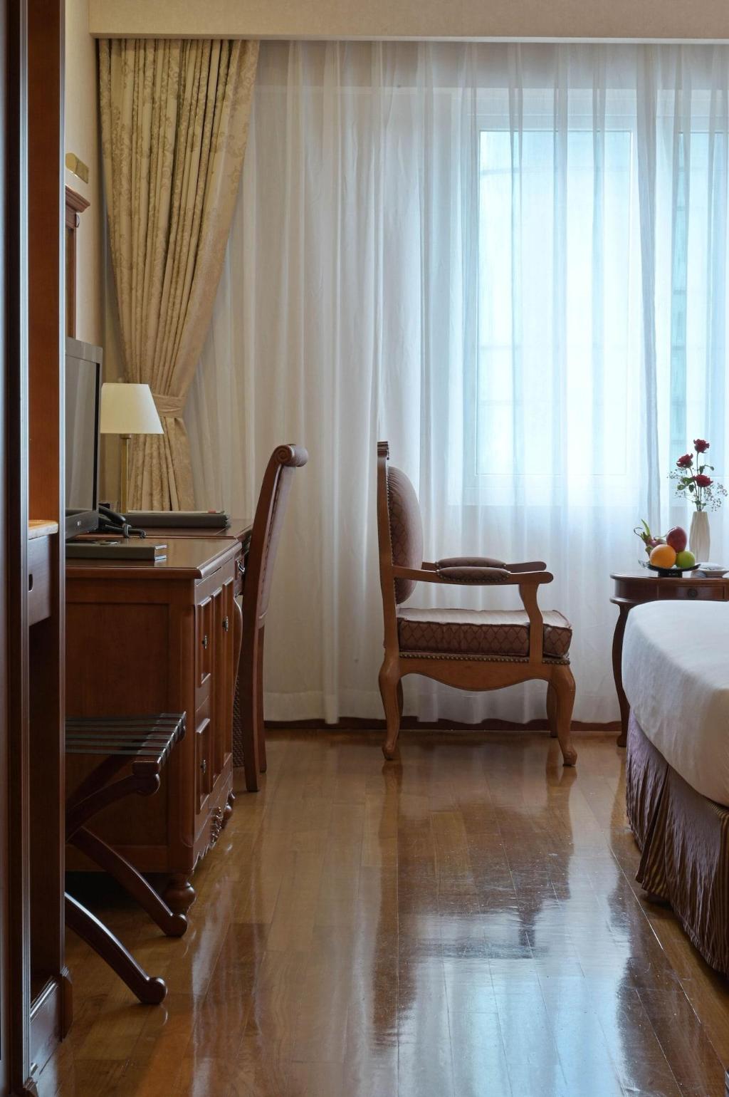 hotel-thumb