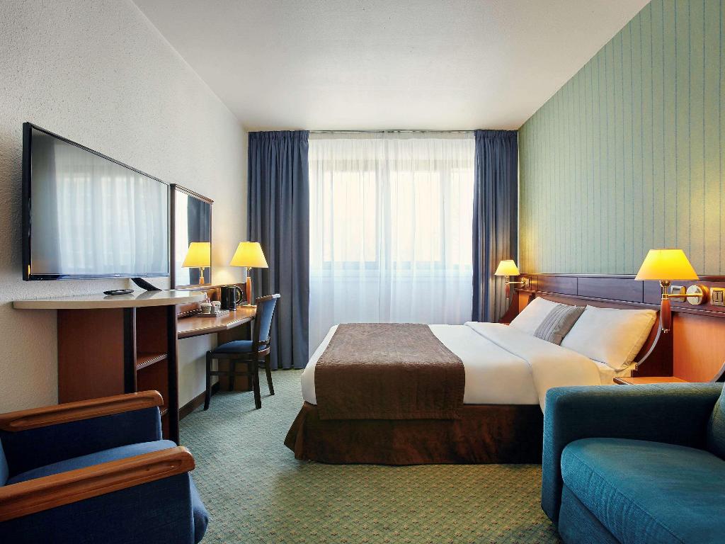 Mercure Versailles Parly 2