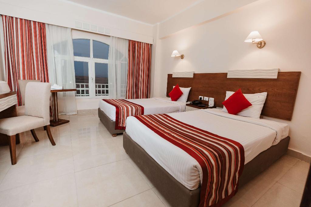 Golden Beach Resort