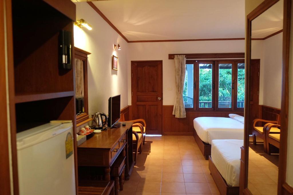 Coral Cliff Beach Resort Samui