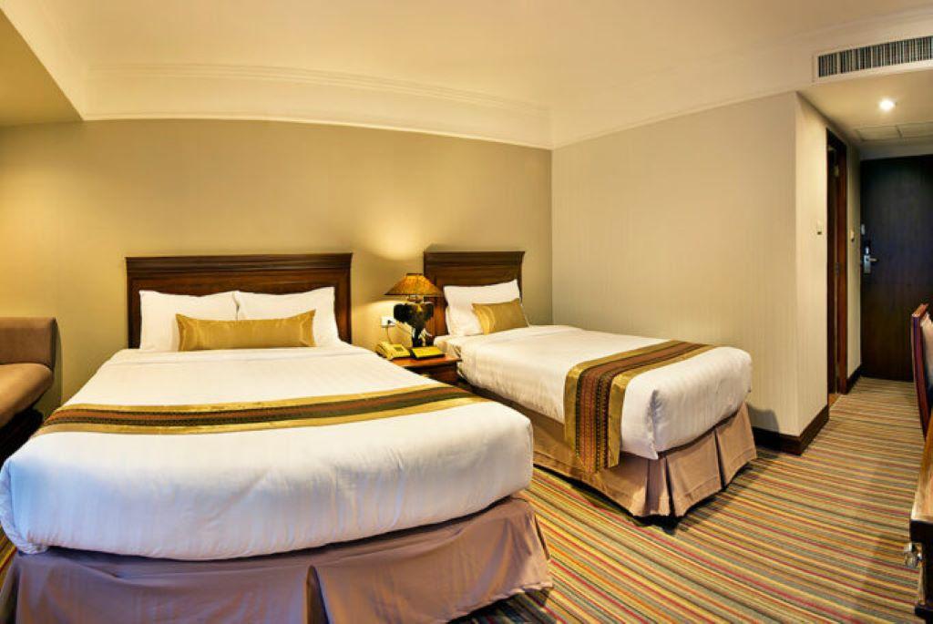 Royal Rattanakosin Hotel - Near Grand Palace