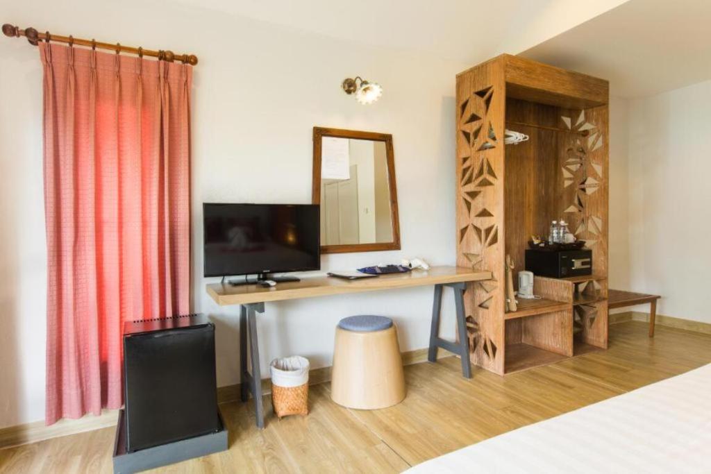 hotel-thumb